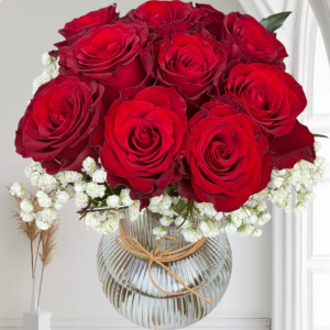 Red Rose Flower Vase